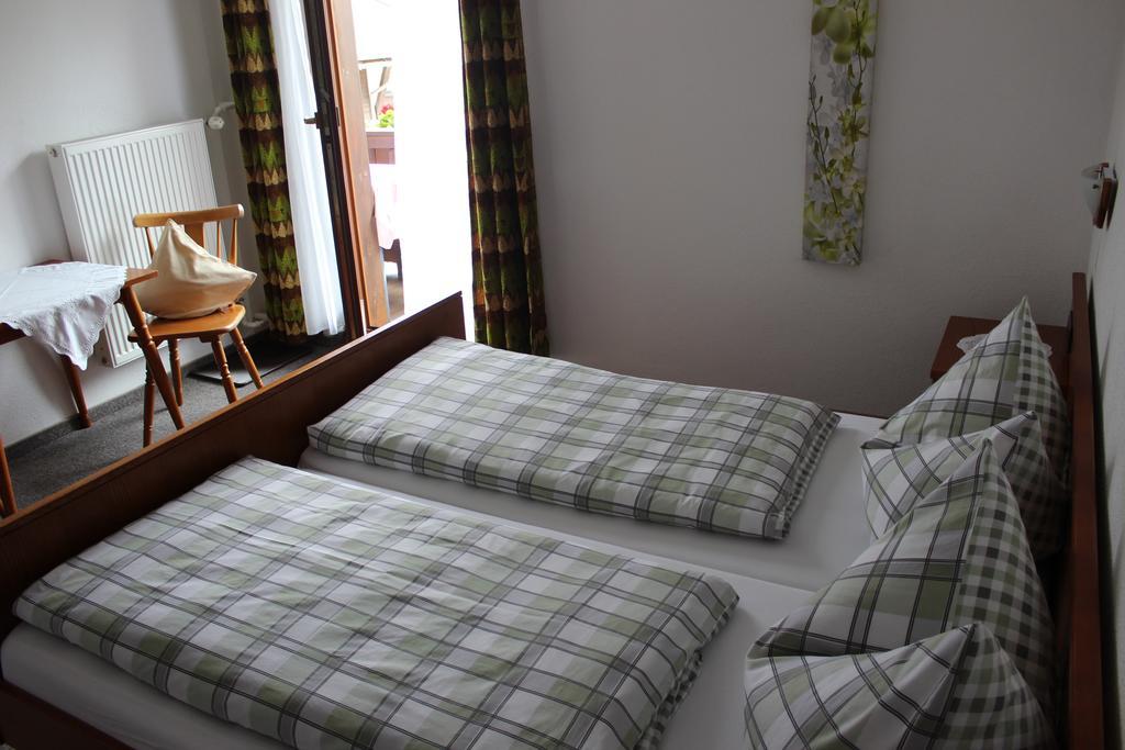 Haus Almrausch Hotel Seefeld in Tirol Room photo